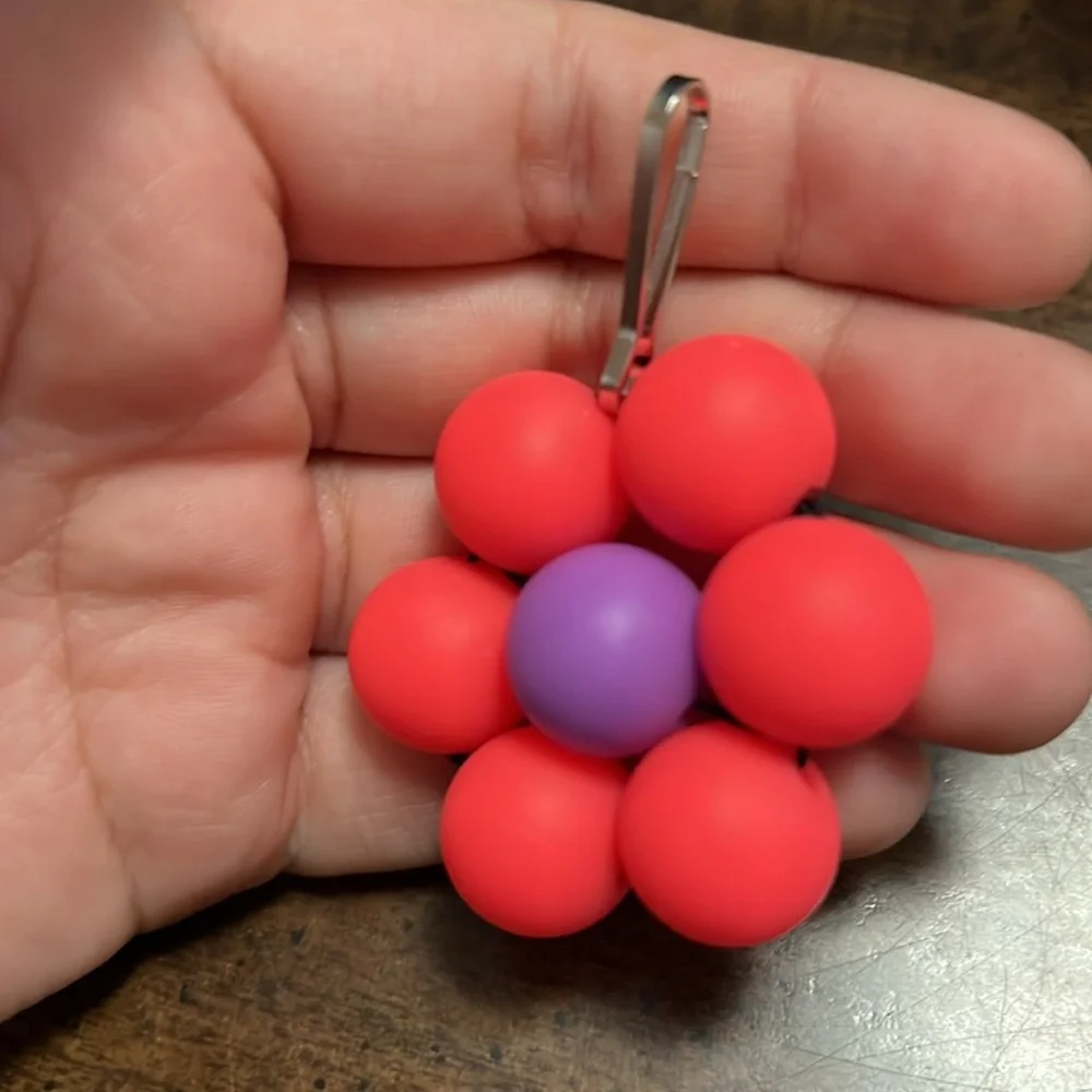 Beaded Flower Keyring - Picture 2 of 2